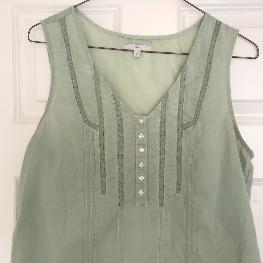 Gap Mint Green Sleeveless Detailed Top size medium